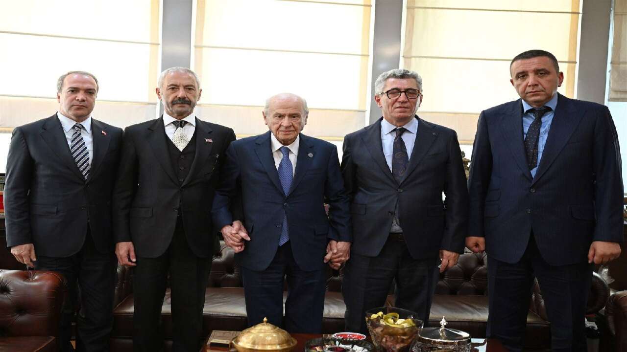 Burhanettin Saral ile Sedat Şahin MHP Genel Merkezi'nde MHP Lideri <i>Devlet</i> Bahçeli'nin makamında...