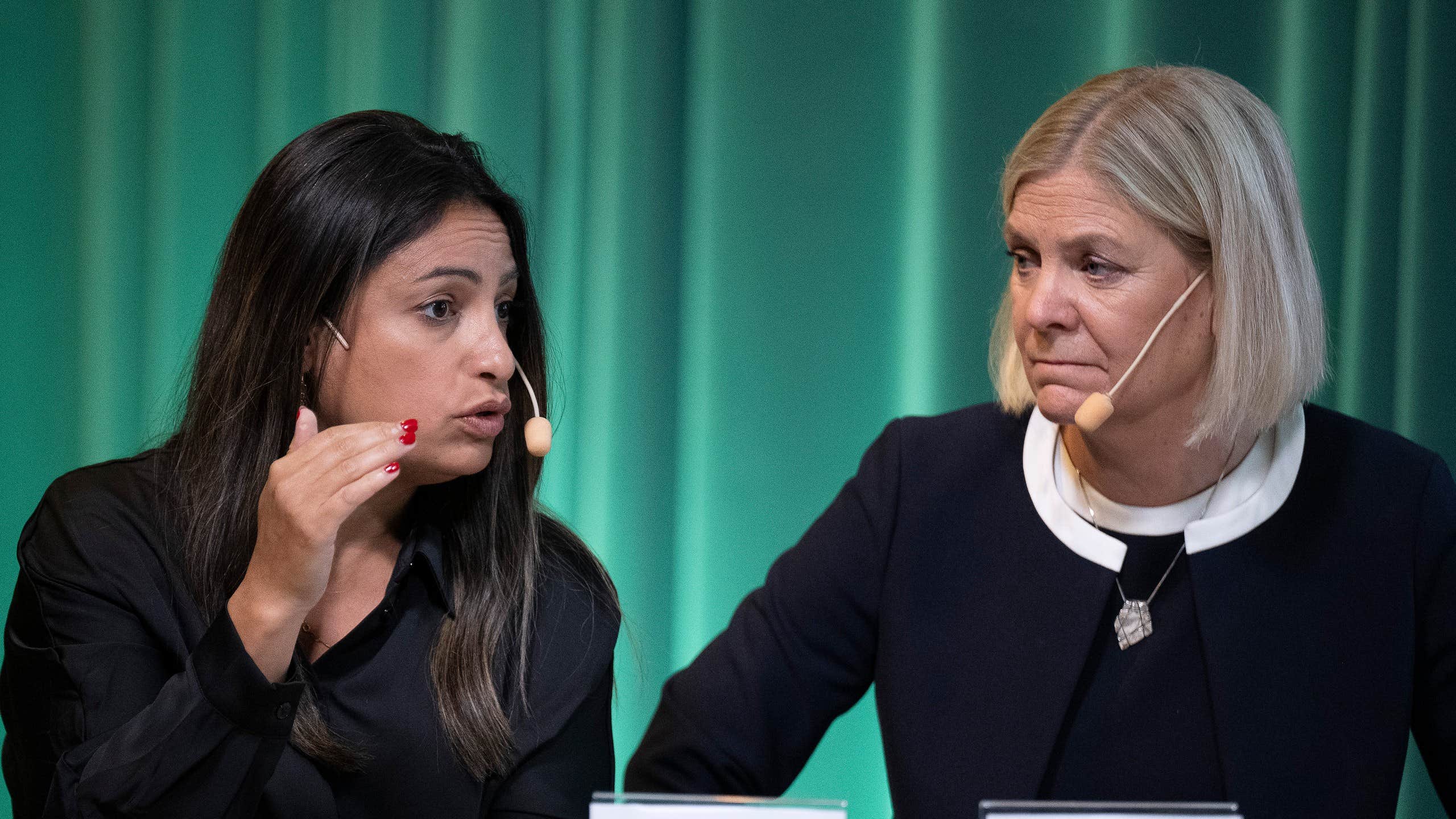 Stor irritation mot <i>Vänsterpartiet</i> i Socialdemokraterna
