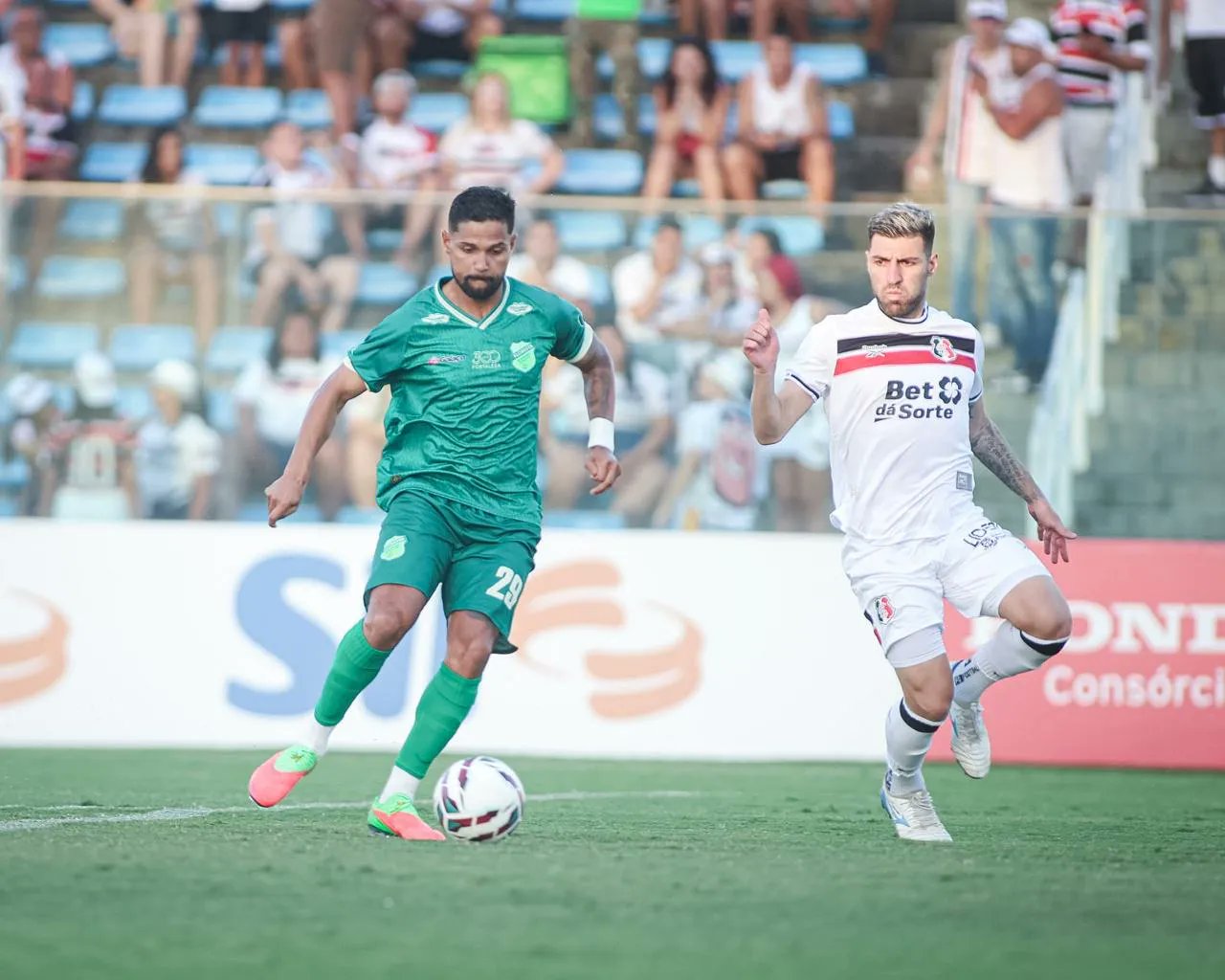 Floresta-CE 1 x 1 <i>Santa</i> Cruz-PE - Empate encaminha acesso coral na Série C