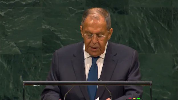 Europa <i>gør</i> alt for at forhindre forhandlinger, siger Lavrov