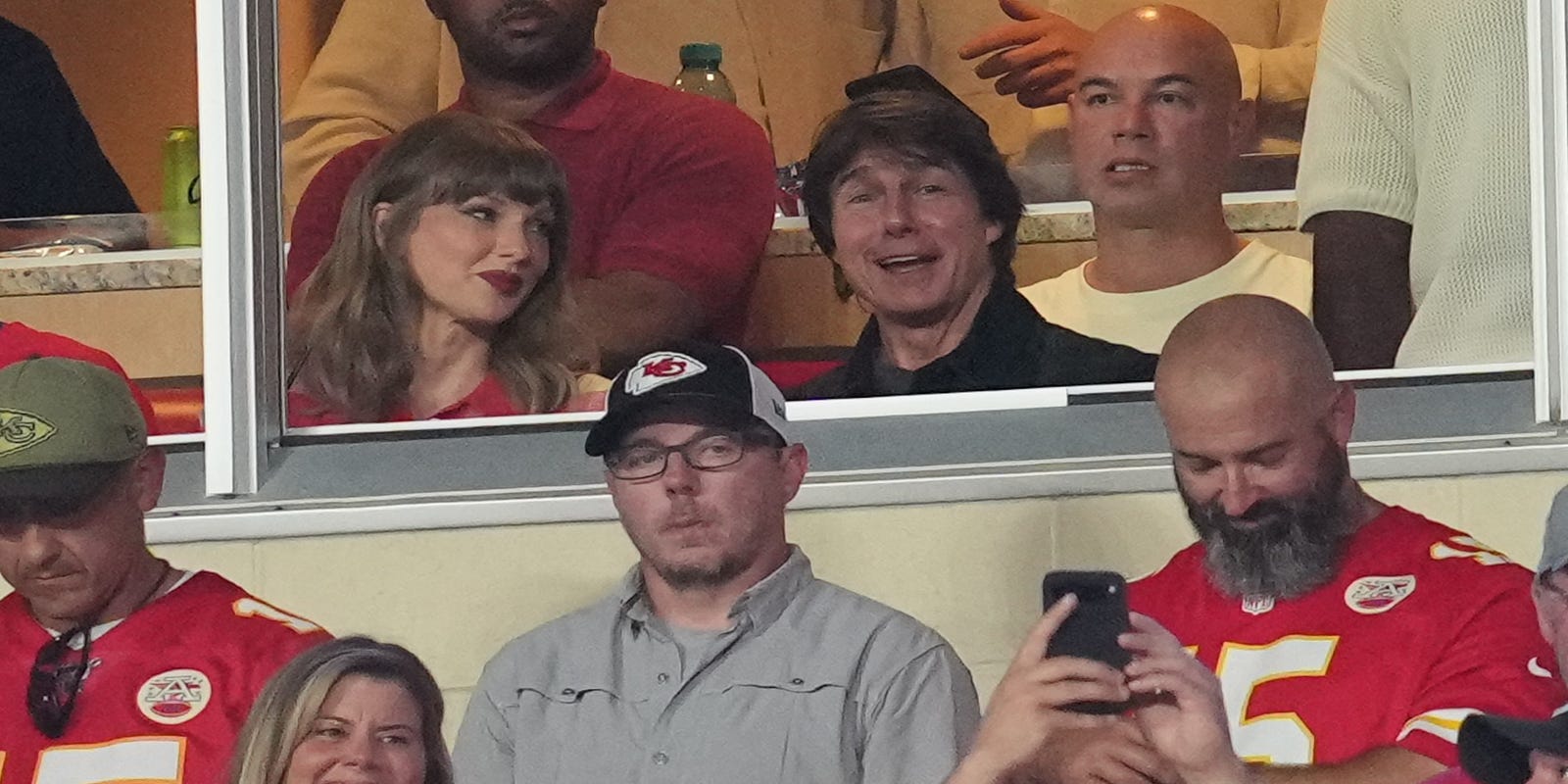 Is Taylor Swift at the <i>Chiefs</i> game tonight? Latest updates for Week 2