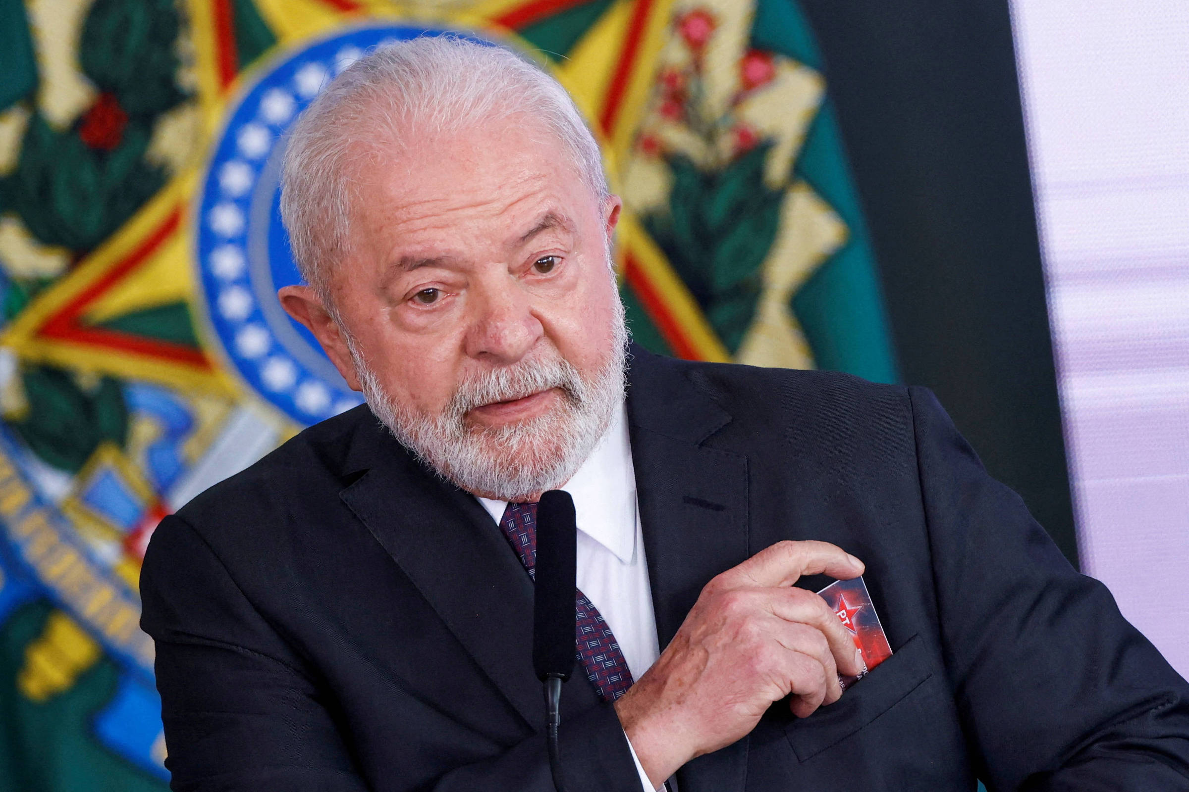 Bets notificam <i>Globo</i>, Band e RedeTV! sobre rescisão - 24/09/2026 - Outro Canal - F5