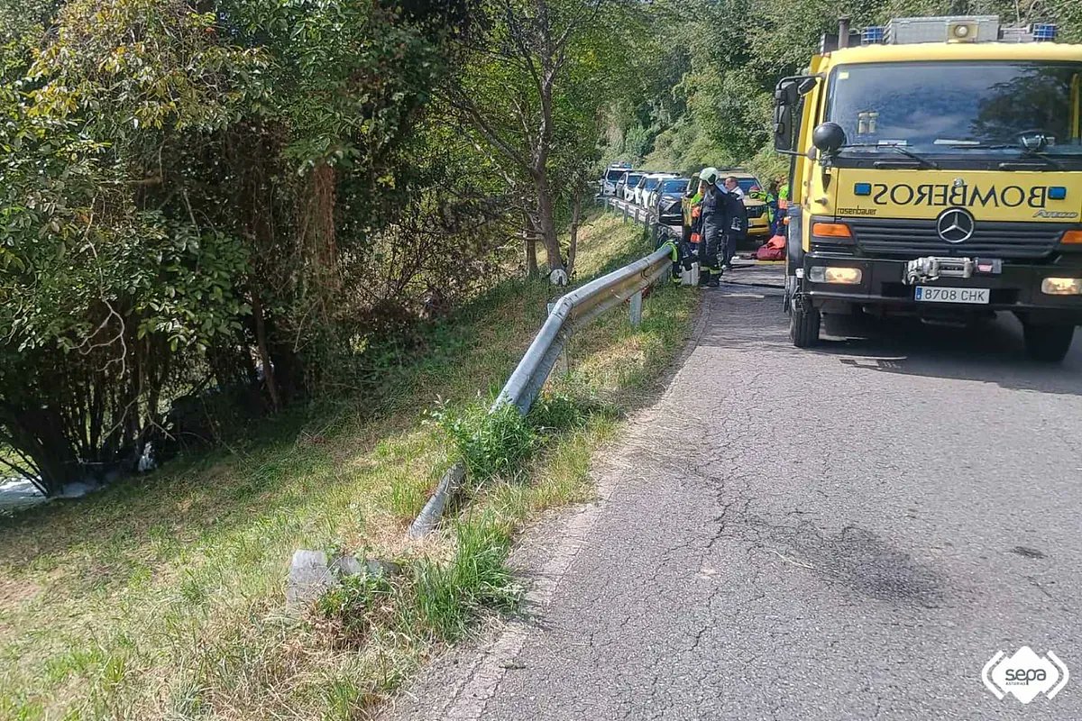 Muere una copiloto de 20 años al incendiarse su coche en el Rally de <i>Llanes</i>
