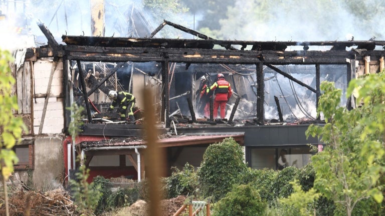 Incendie mortel dans un gîte de Wintzenheim: la piste d'"une bougie qui a embrasé la pièce de <i>vie</i>"...