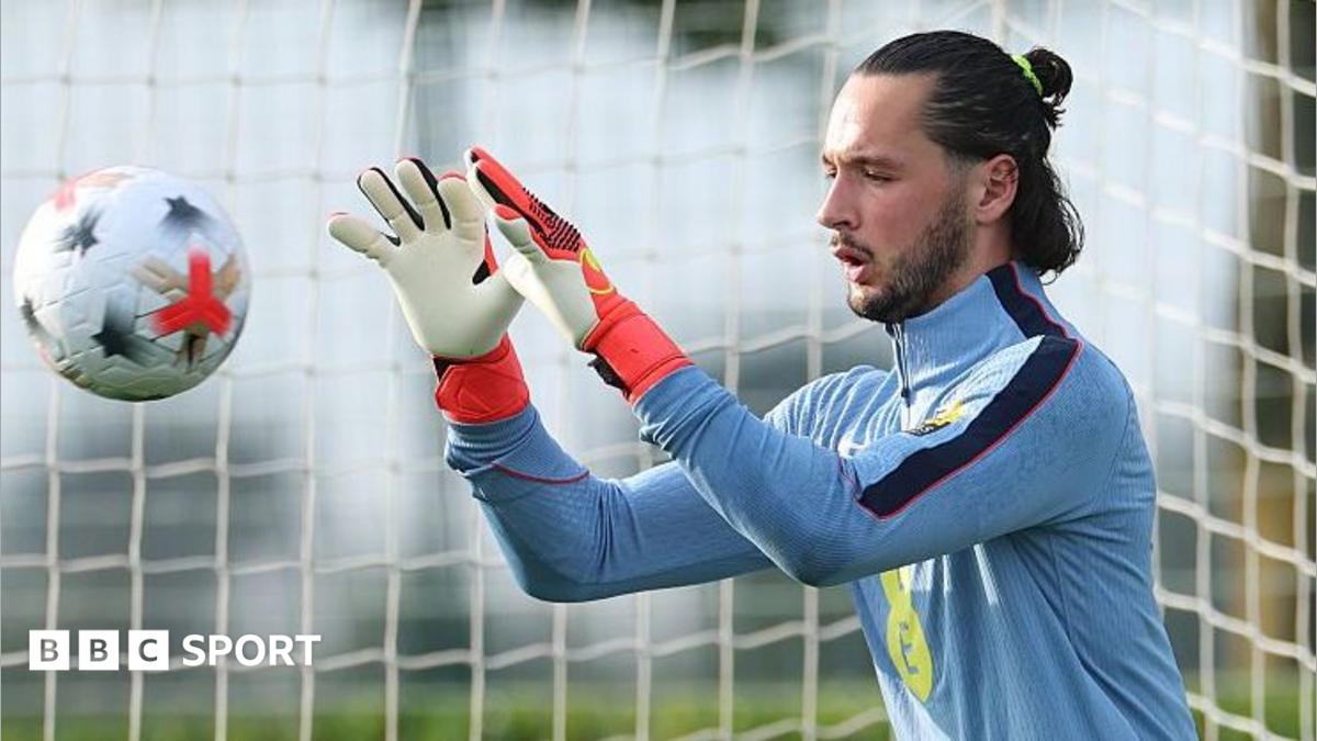 UEFA Nations League LIVE: England vs <i>Spain</i> - build-up, team news, score, radio commentary, text...